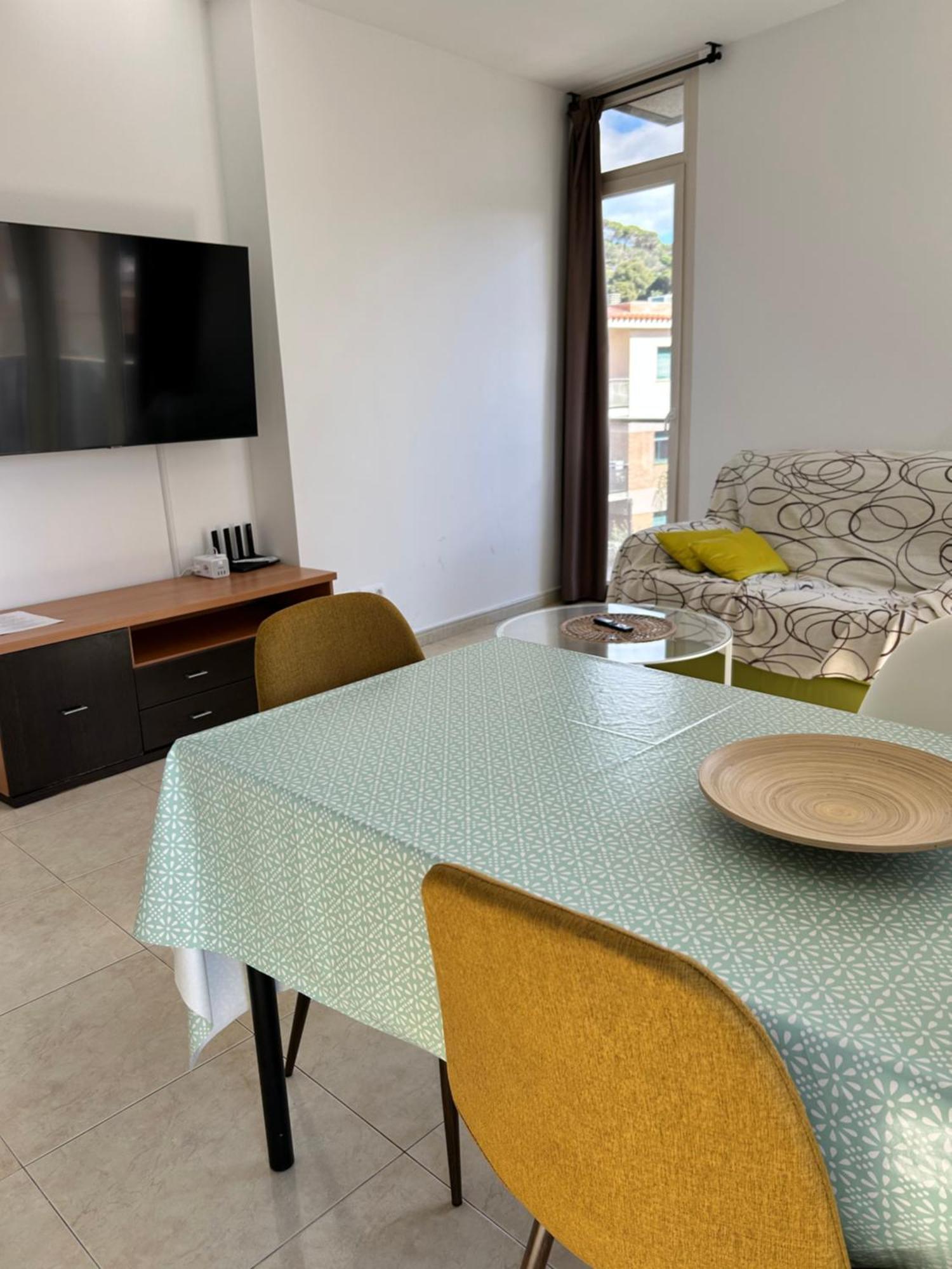 Apartaments Superiors Mtb Only Couples Lloret de Mar Exterior foto