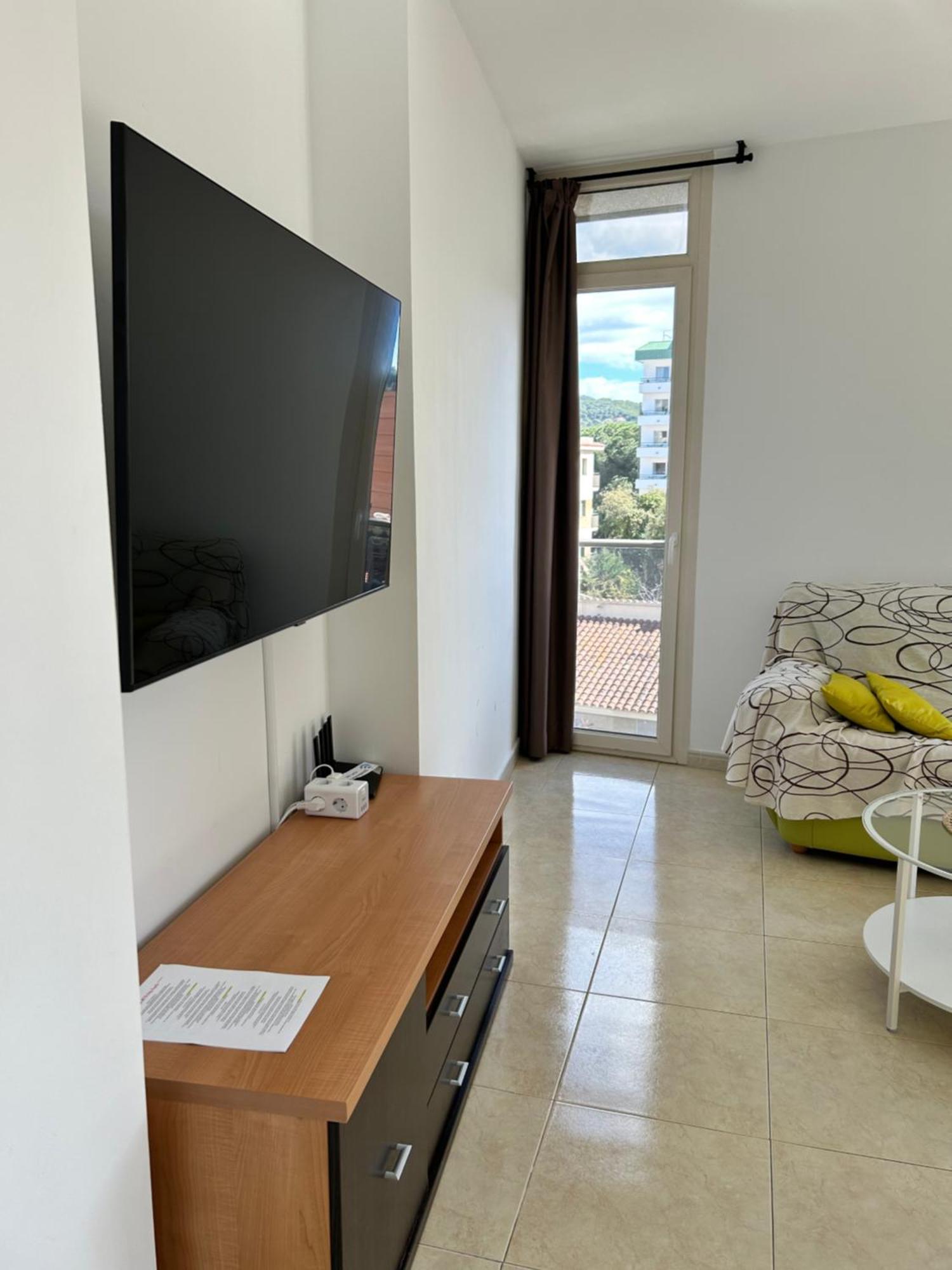 Apartaments Superiors Mtb Only Couples Lloret de Mar Exterior foto